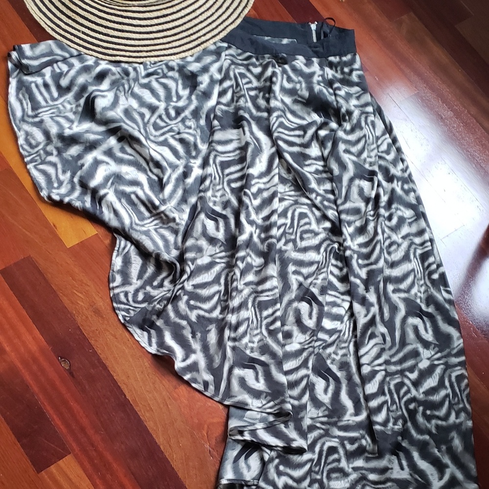 Assymetrical animal print skirt large